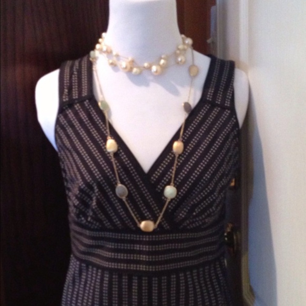 Long gold colored necklace with blue/green stones - Picture 4 of 4